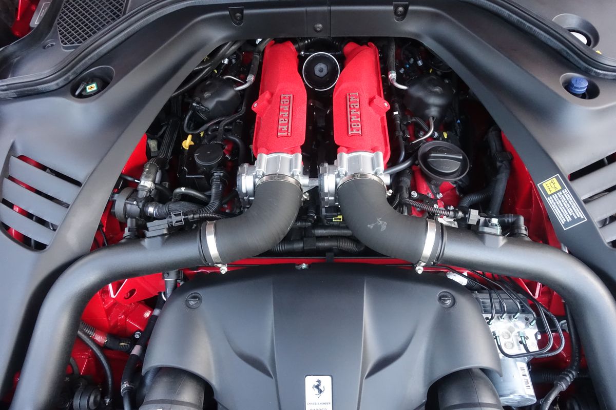 Ferrari California T