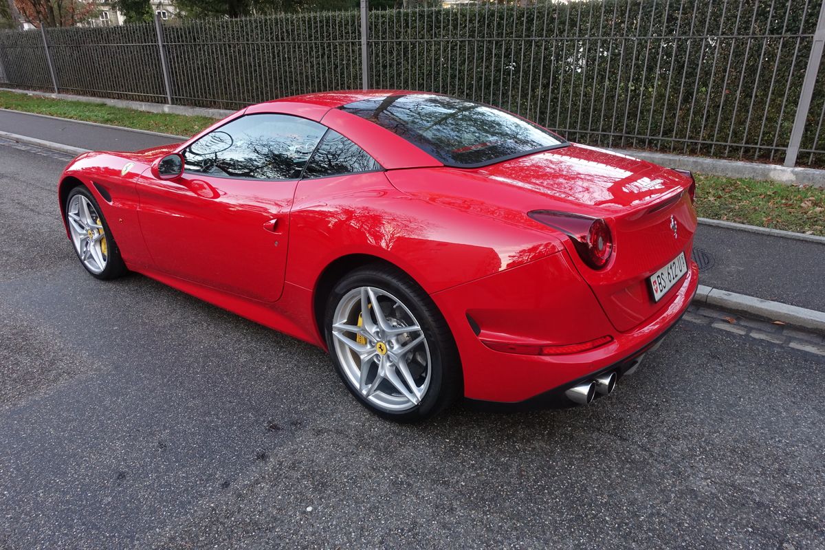 Ferrari California T