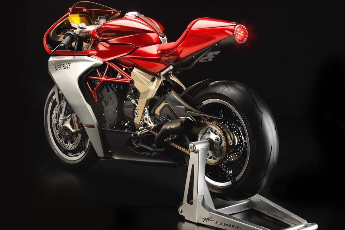 MV AGUSTA Superveloce 800 Serie "Oro"