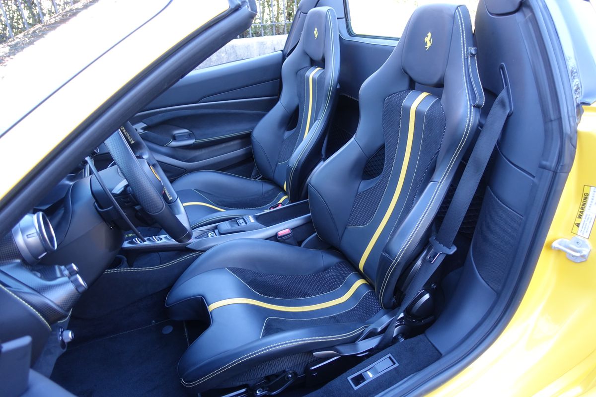 Ferrari F8 Spider