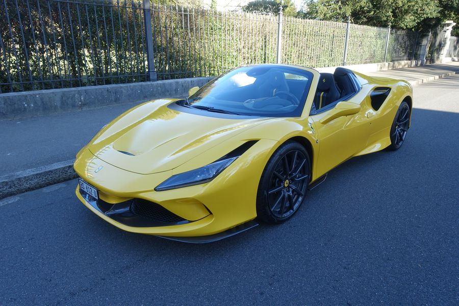 /en/stock/previously-sold/details/ferrari-f8-spider/321