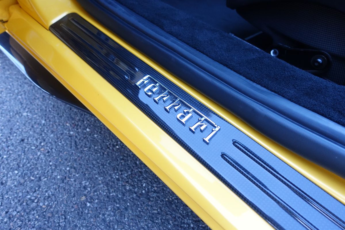 Ferrari F8 Spider