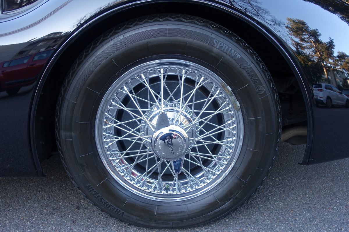 Jaguar XK140 FHC