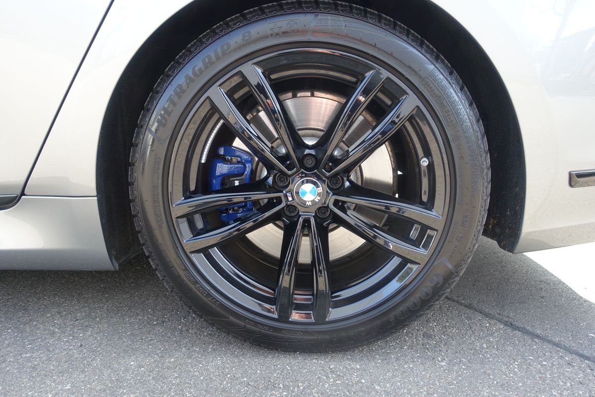 BMW 750i xDrive M Sport