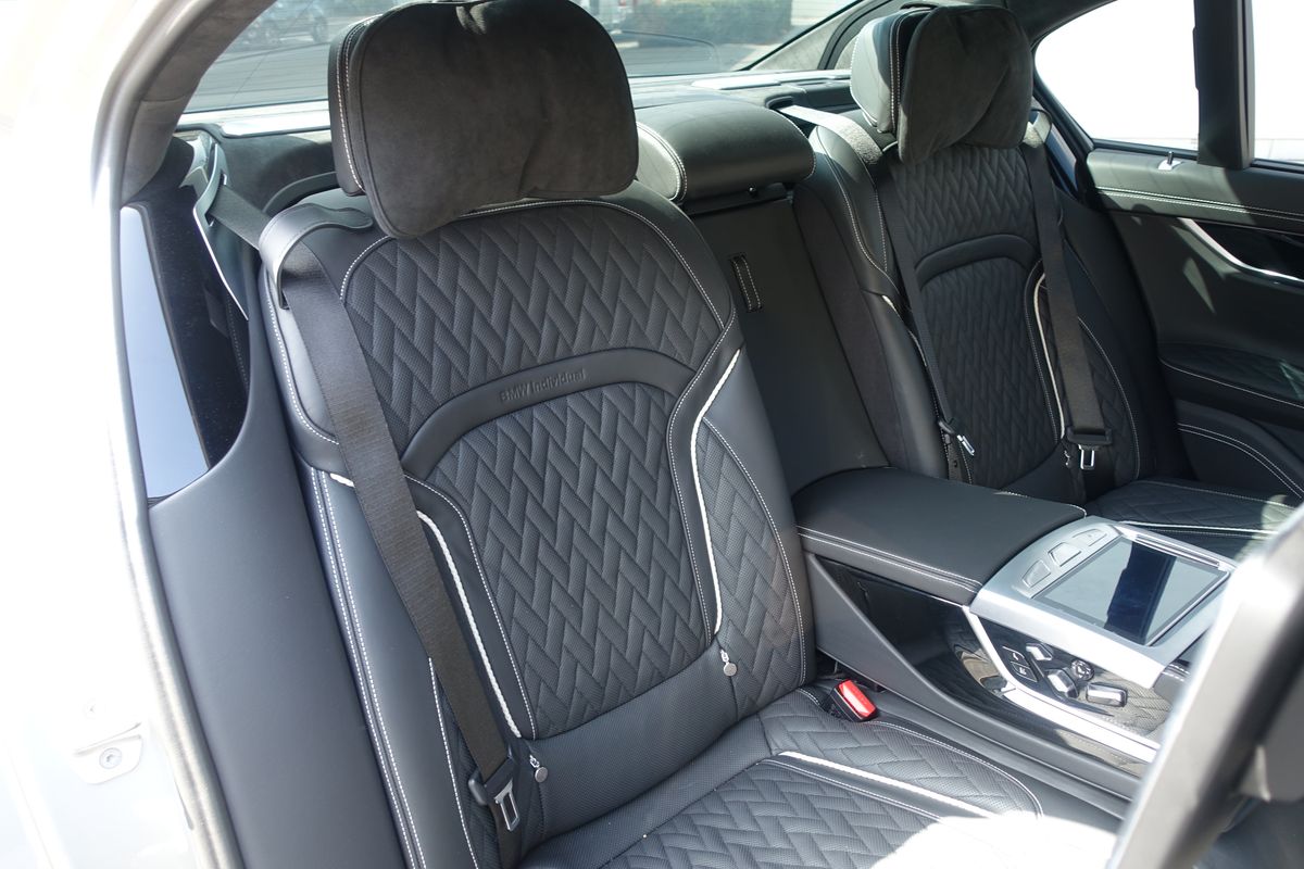 BMW 750i xDrive M Sport