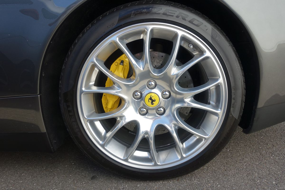 Ferrari 612 Scaglietti One to One