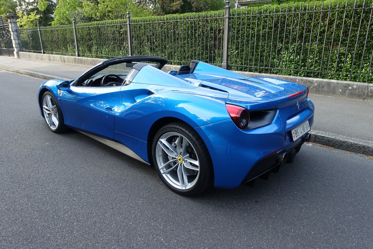 Ferrari 488 Spider
