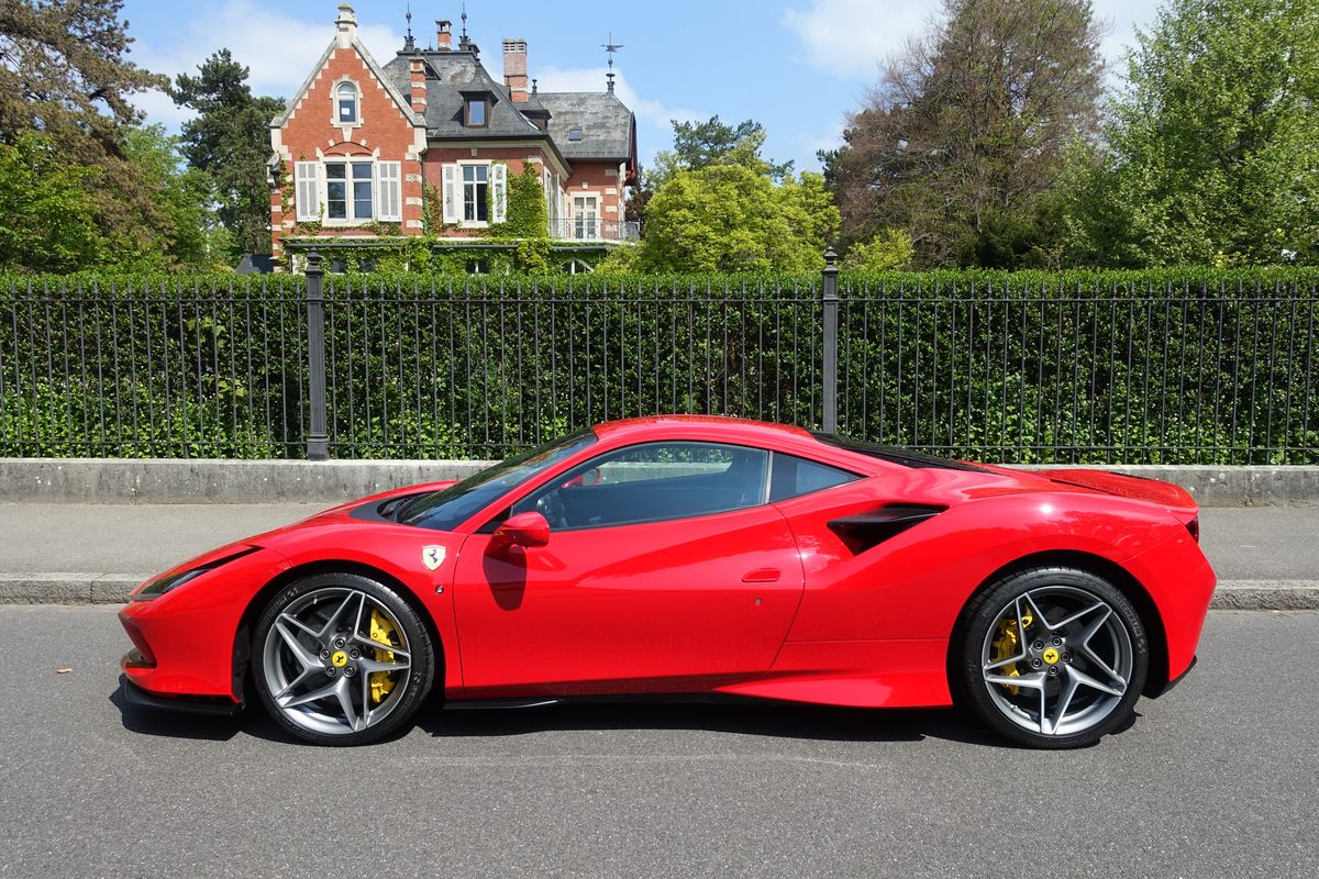 Ferrari F8 Tributo