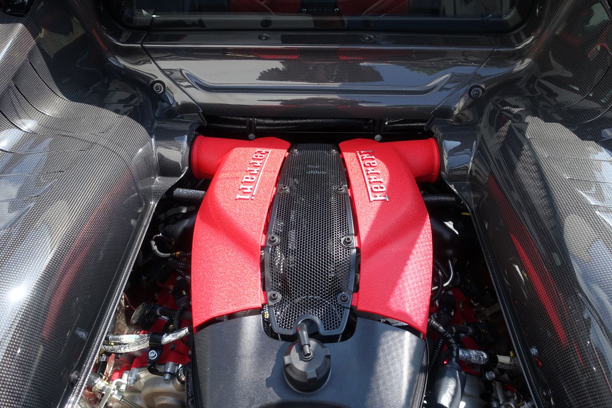 Ferrari F8 Tributo