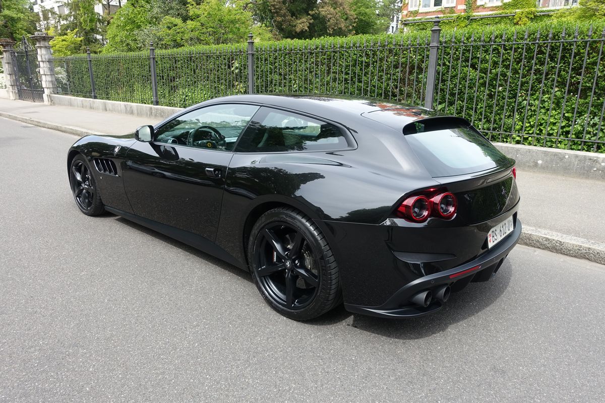 Ferrari GTC4 Lusso