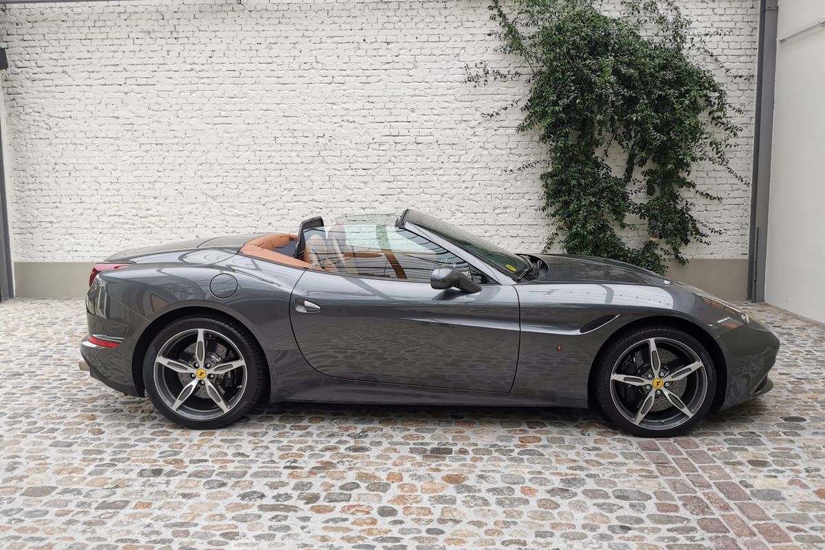 Ferrari California T