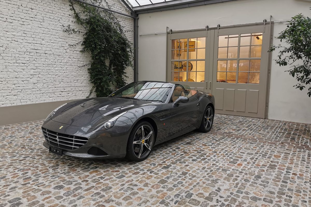 Ferrari California T