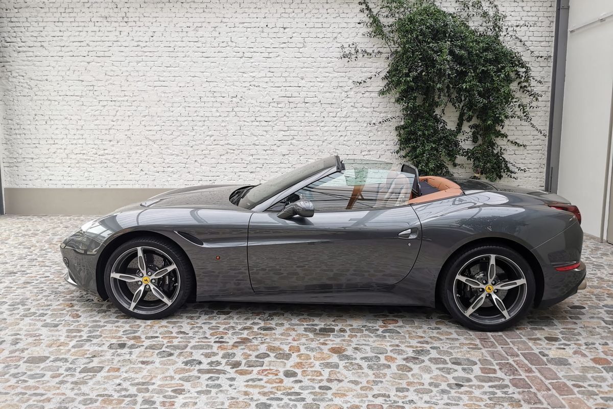 Ferrari California T