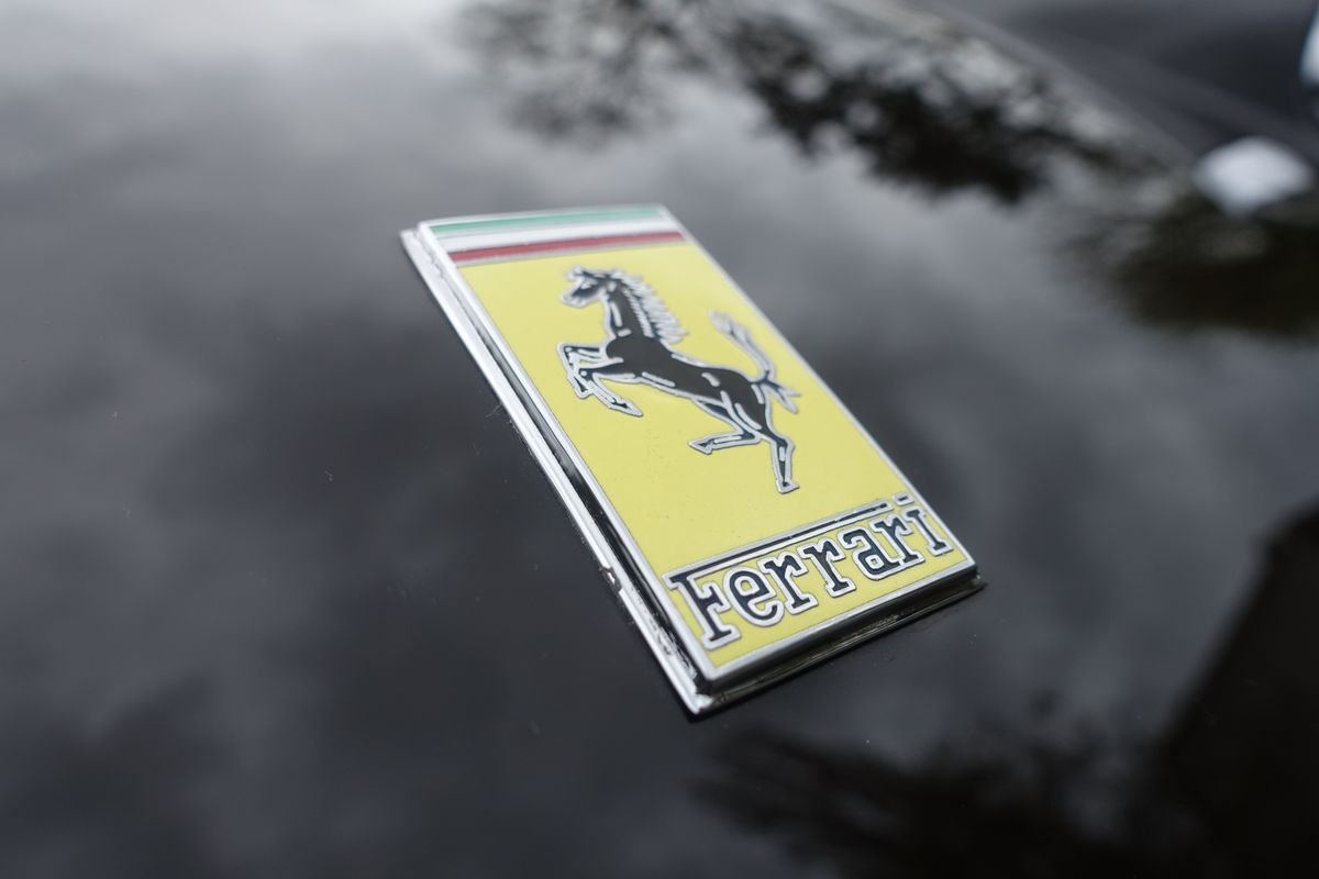 Ferrari 330 GT 2+2