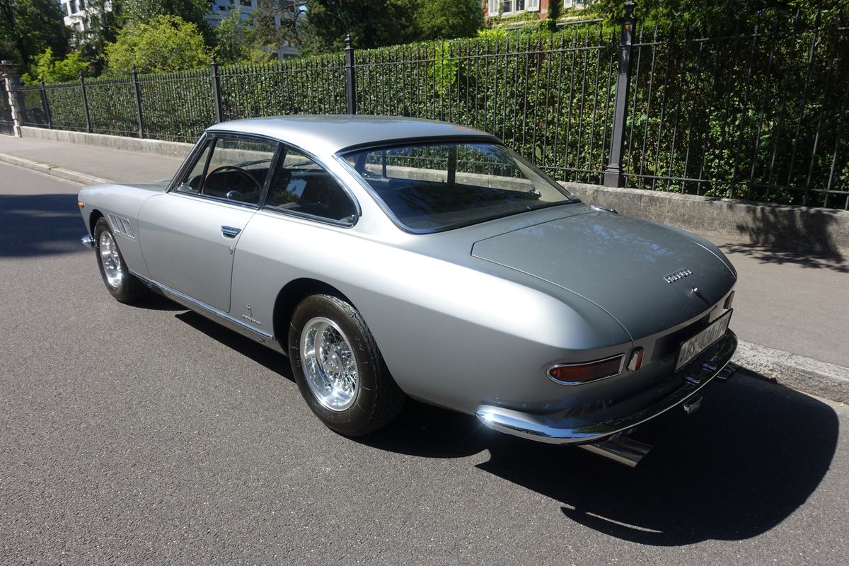 Ferrari 330 GT 2+2 "Chinese Eyes"