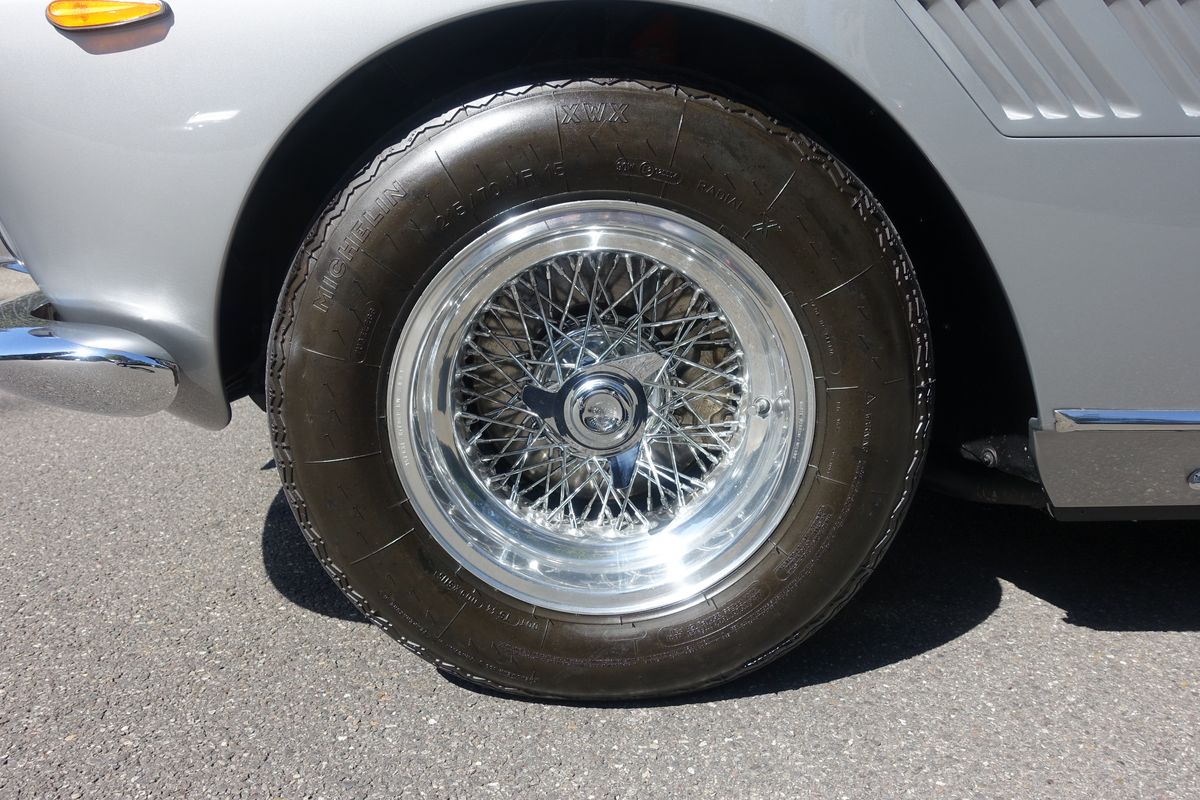 Ferrari 330 GT 2+2 "Chinese Eyes"