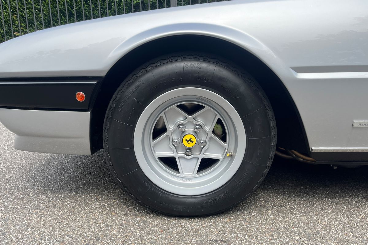 Ferrari 400i Manuale
