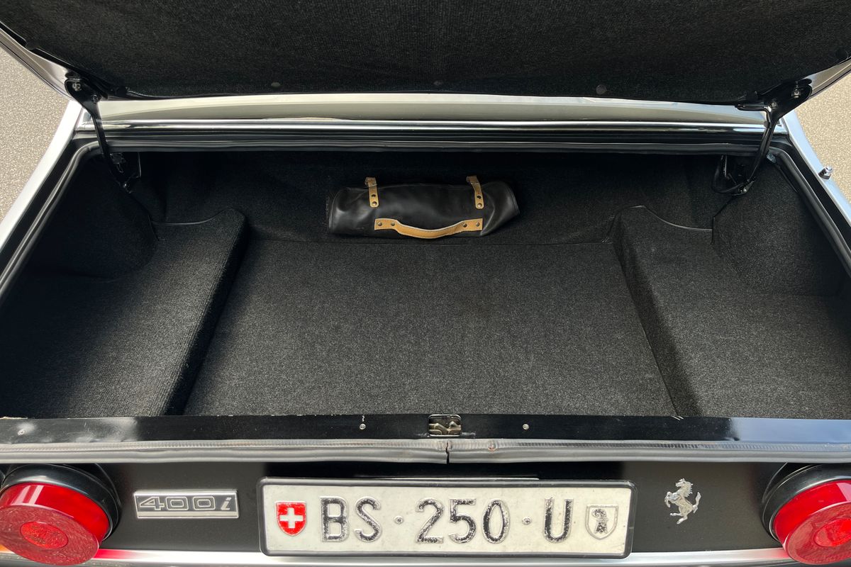 Ferrari 400i Manuale