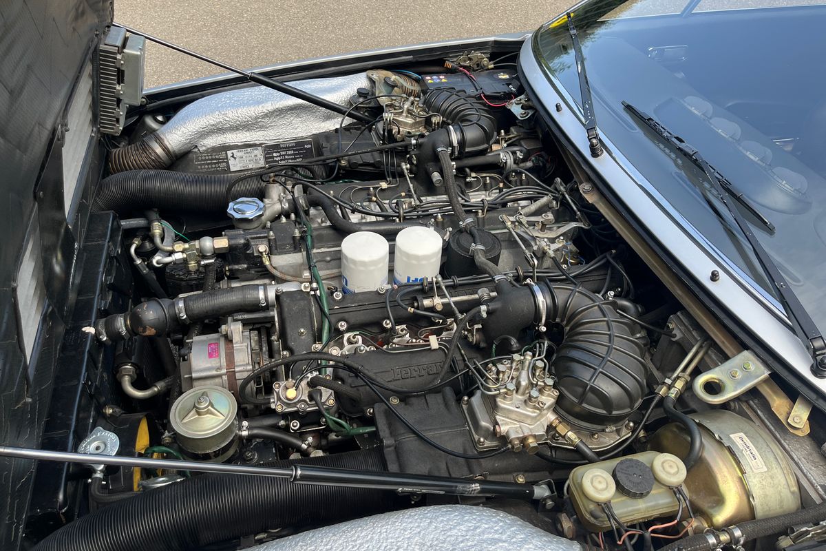 Ferrari 400i Manuale