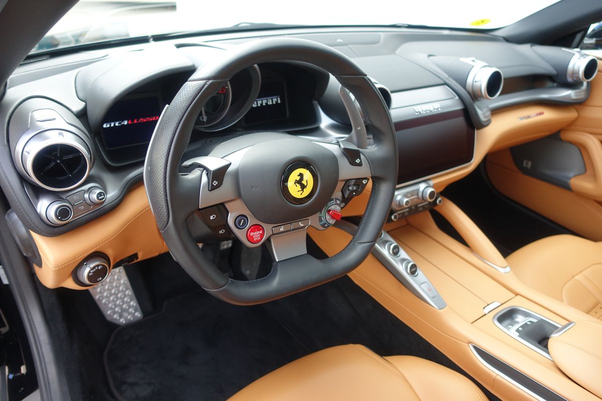 Ferrari GTC4 Lusso