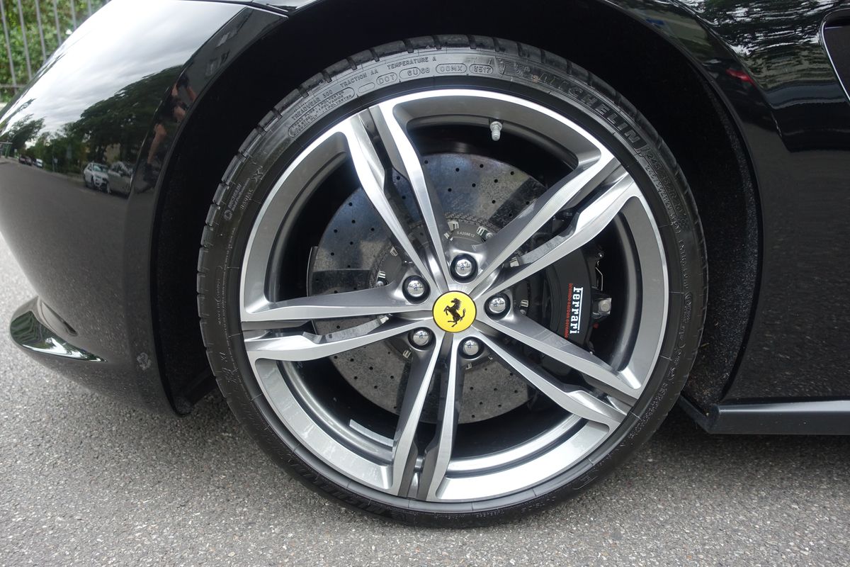 Ferrari GTC4 Lusso