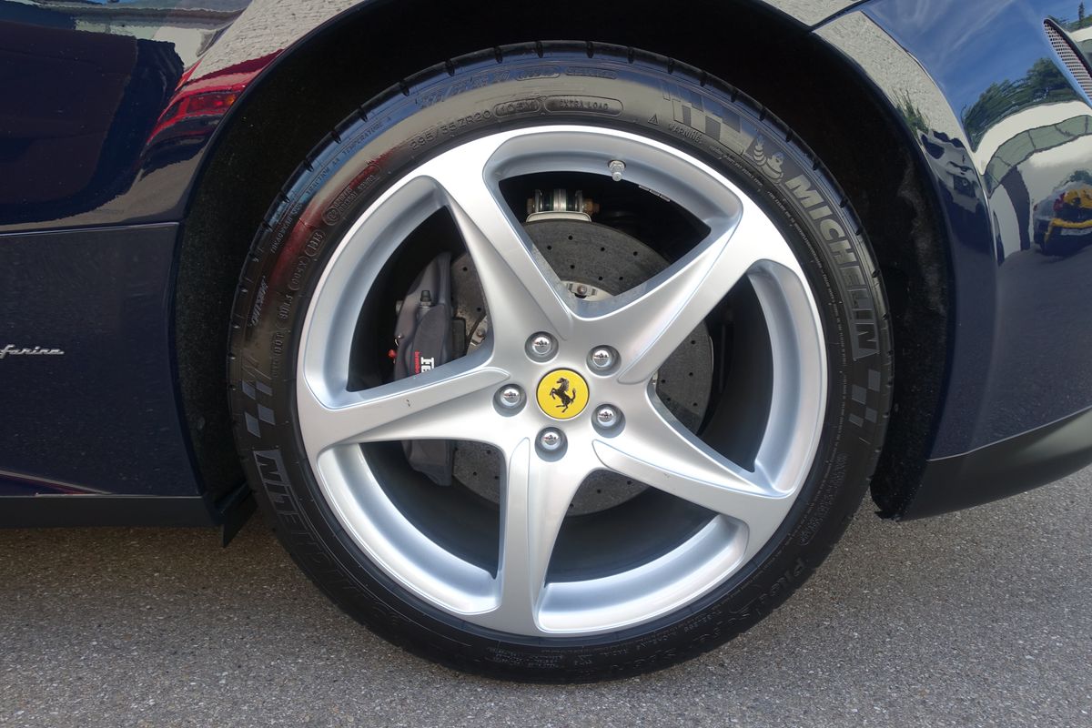 Ferrari FF