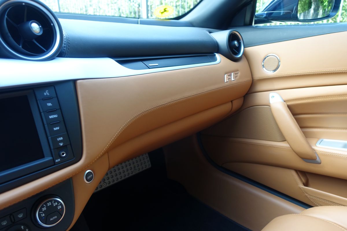 Ferrari FF