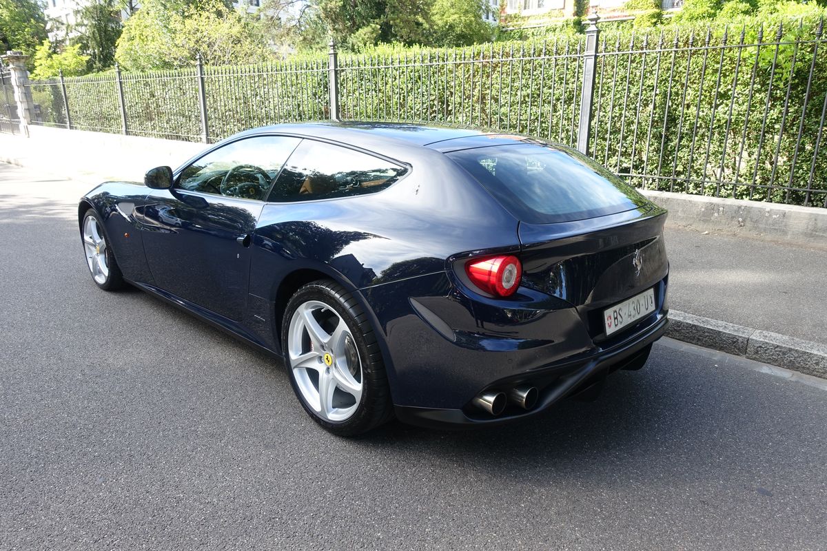 Ferrari FF
