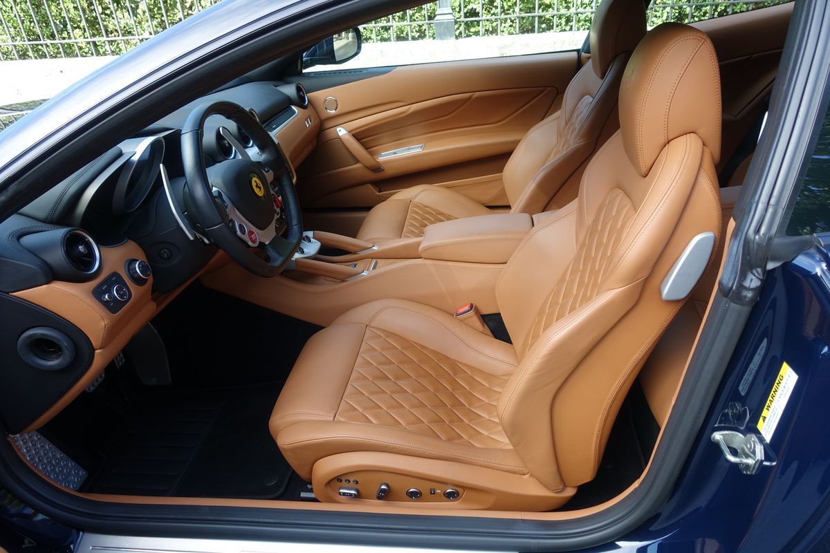 Ferrari FF