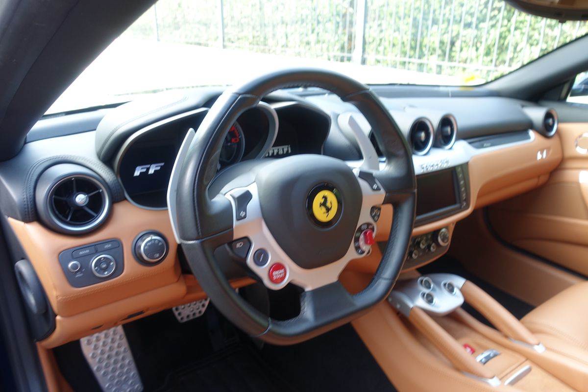 Ferrari FF