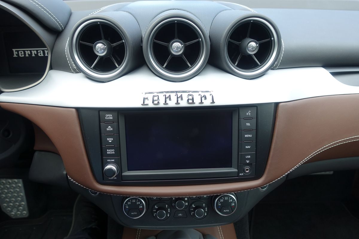 Ferrari FF