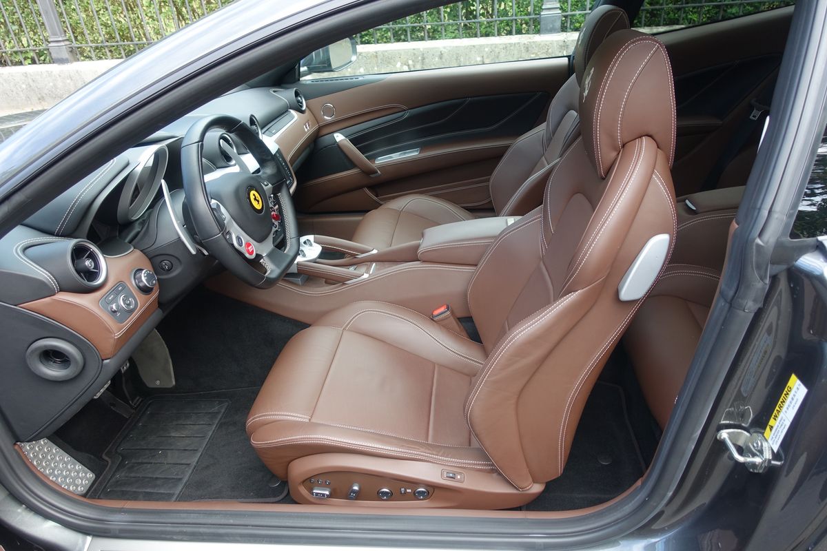 Ferrari FF