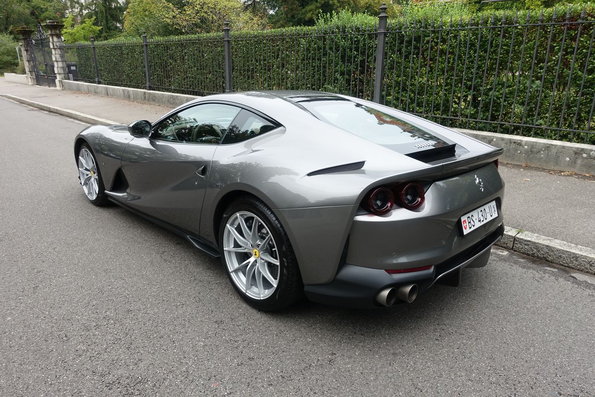 Ferrari 812 Superfast