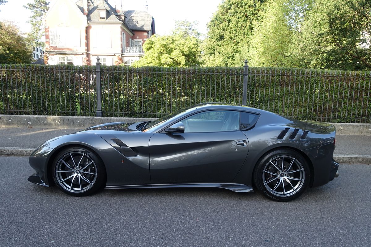 Ferrari F12 TDF