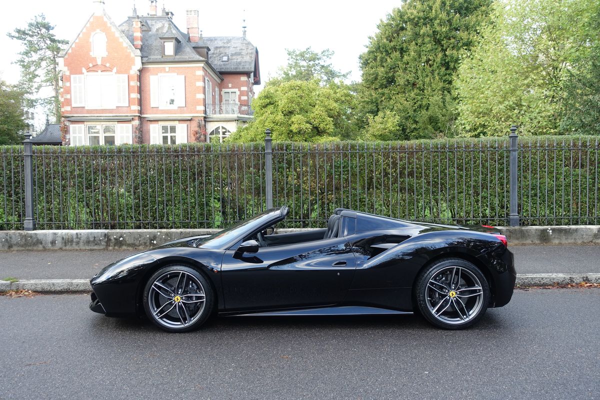 Ferrari 488 Spider