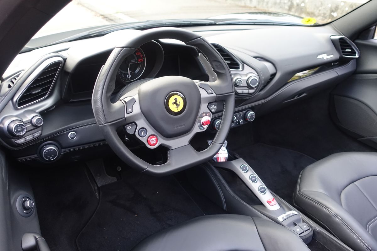 Ferrari 488 Spider