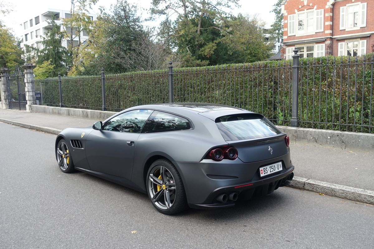 Ferrari GTC4 Lusso