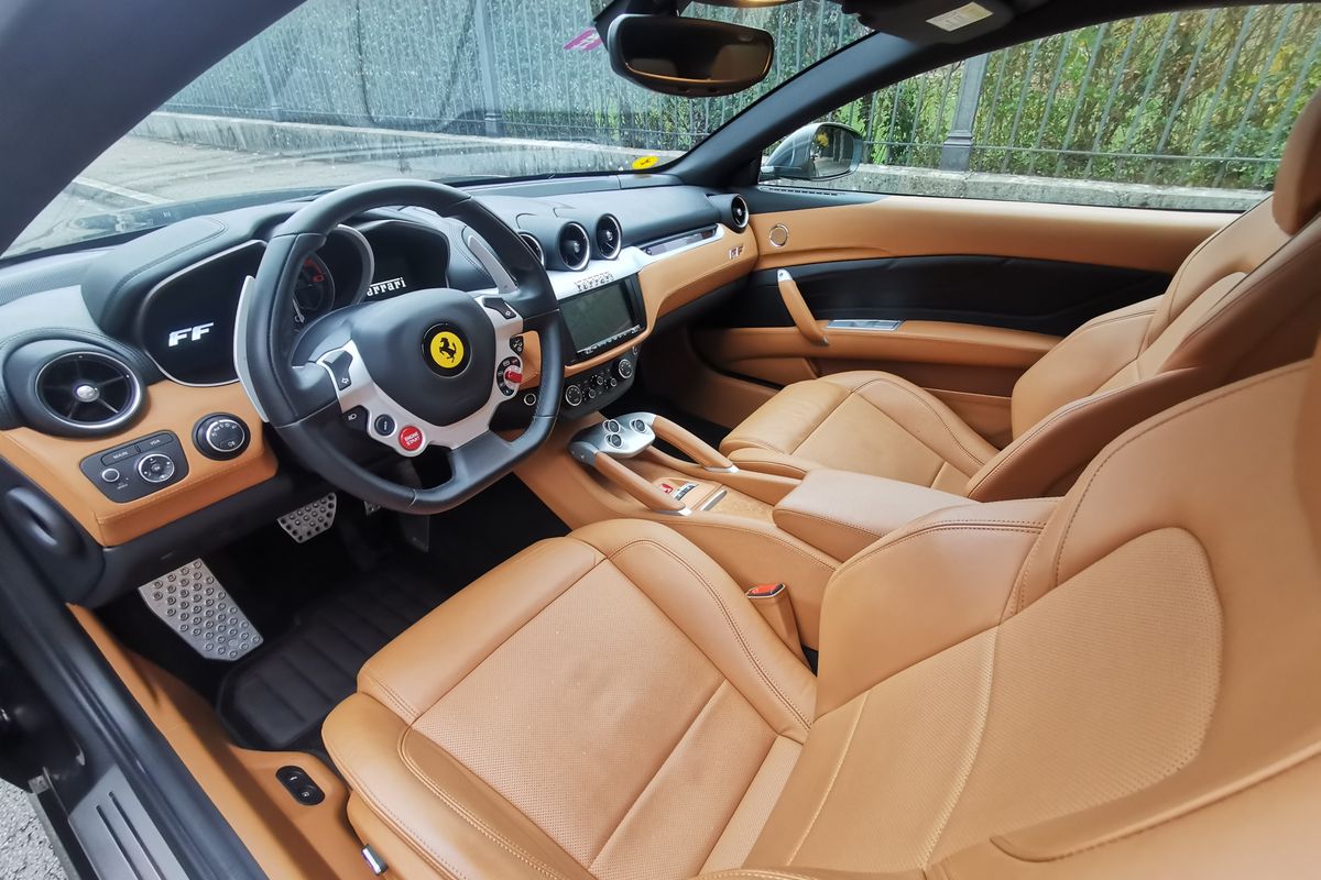 Ferrari FF