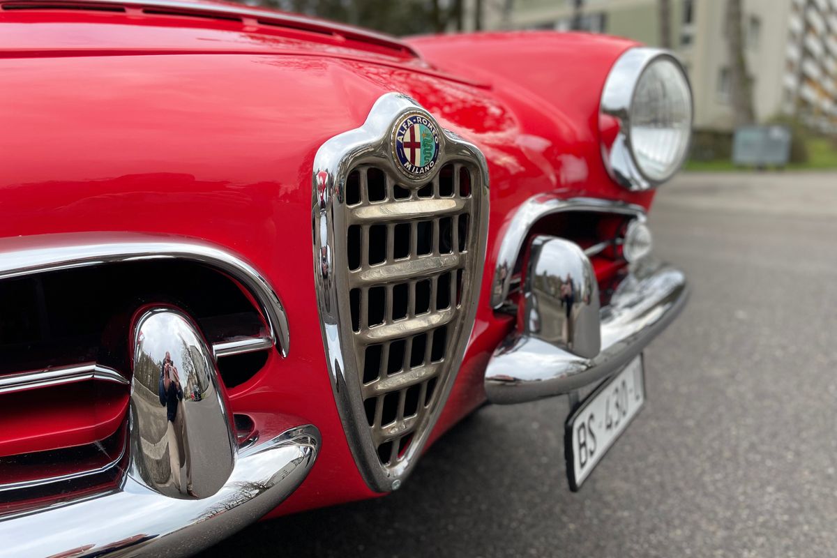 Alfa Romeo Giulia 1600 Spider
