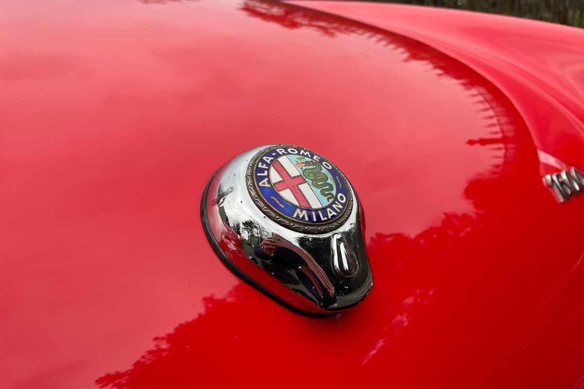 Alfa Romeo Giulia 1600 Spider