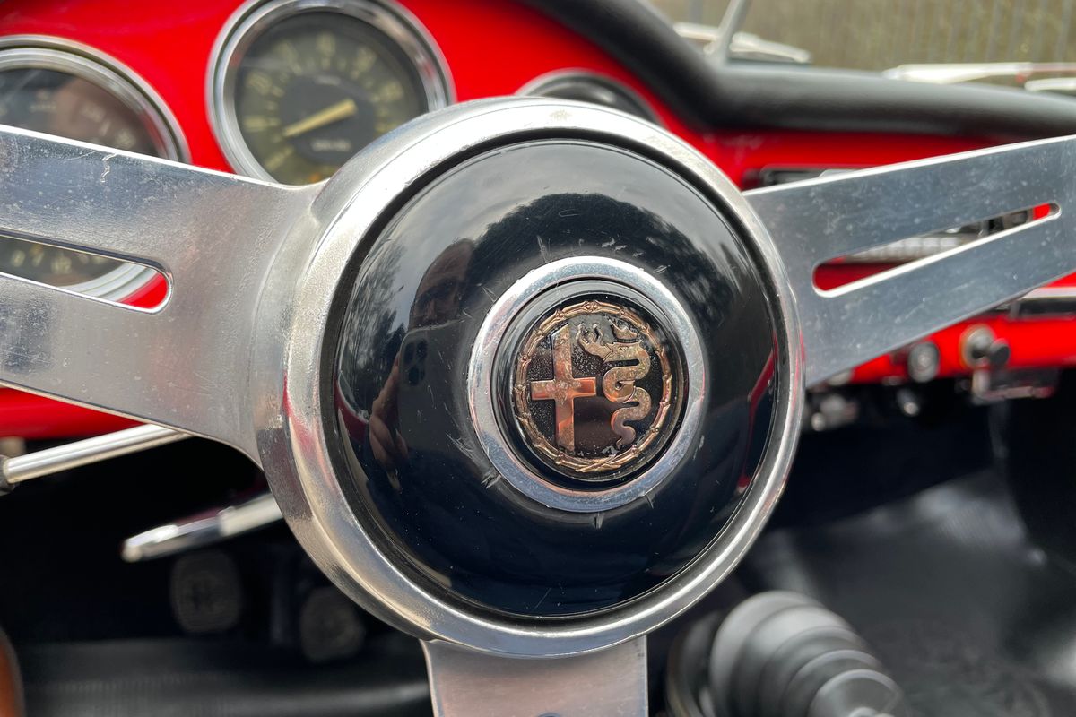 Alfa Romeo Giulia 1600 Spider