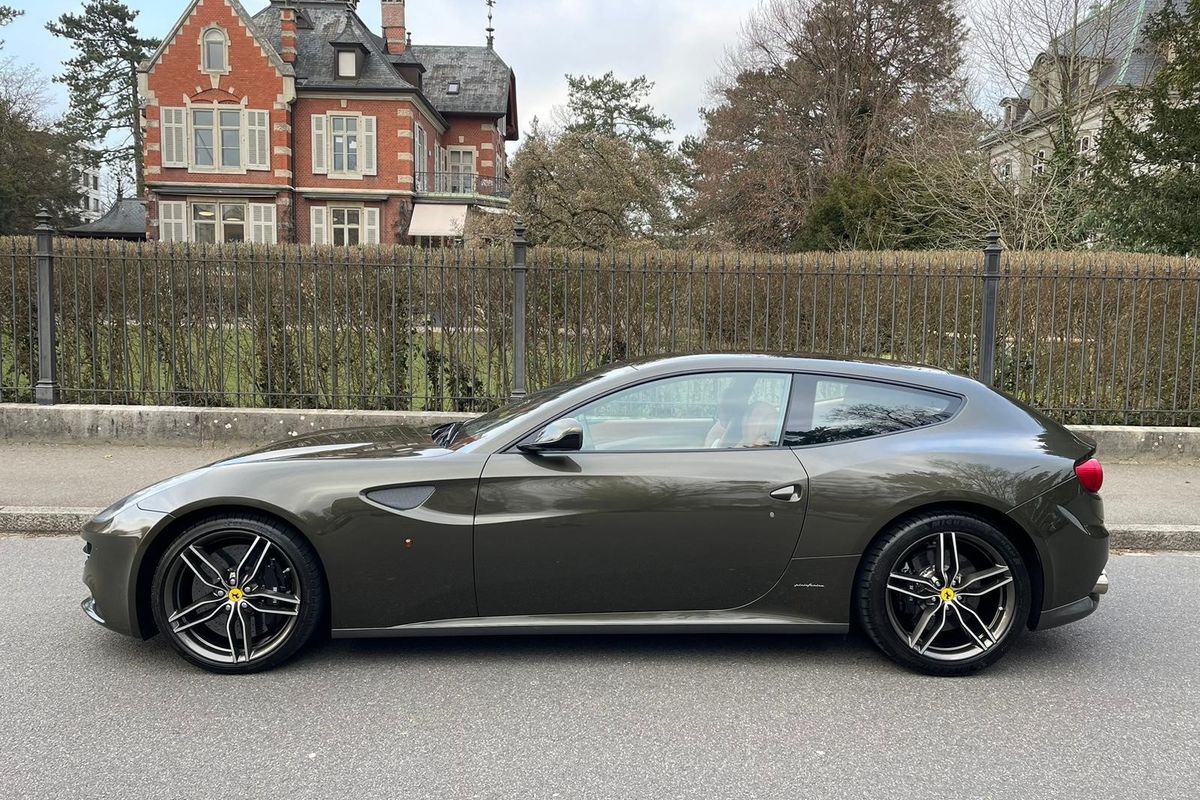 Ferrari FF "Tailor Made"