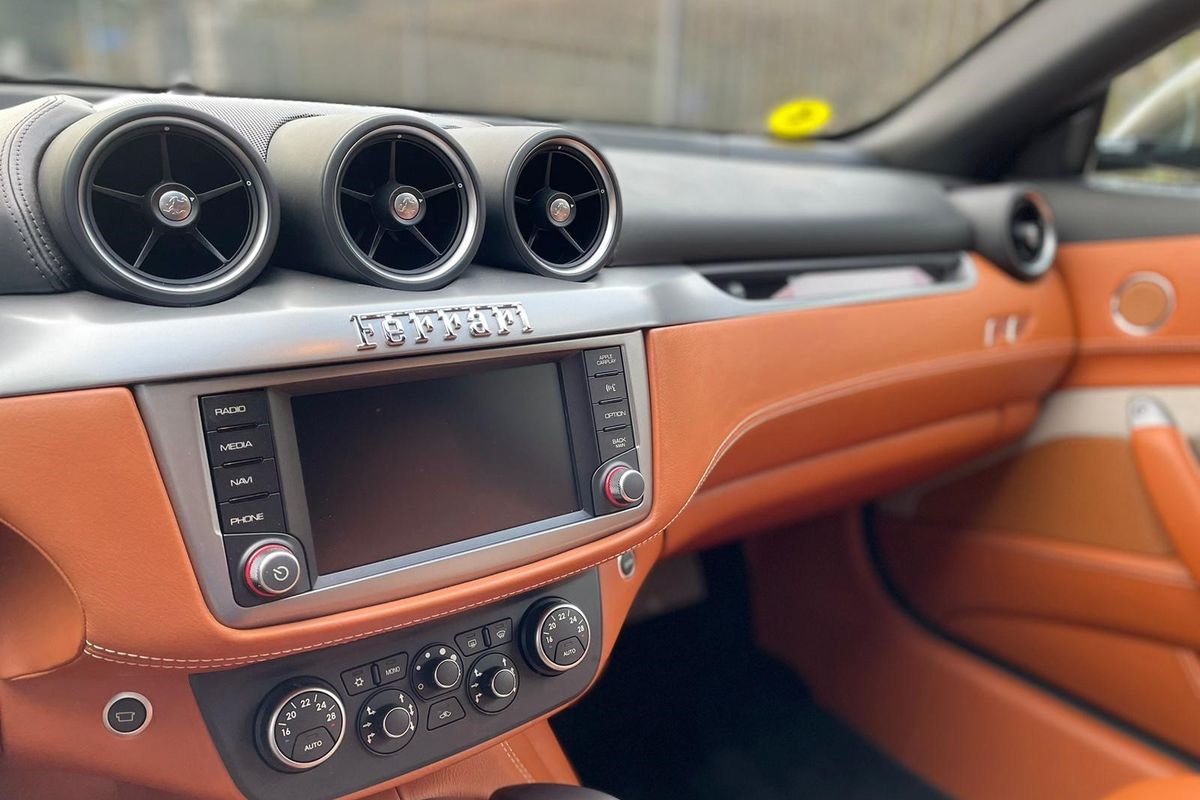 Ferrari FF "Tailor Made"