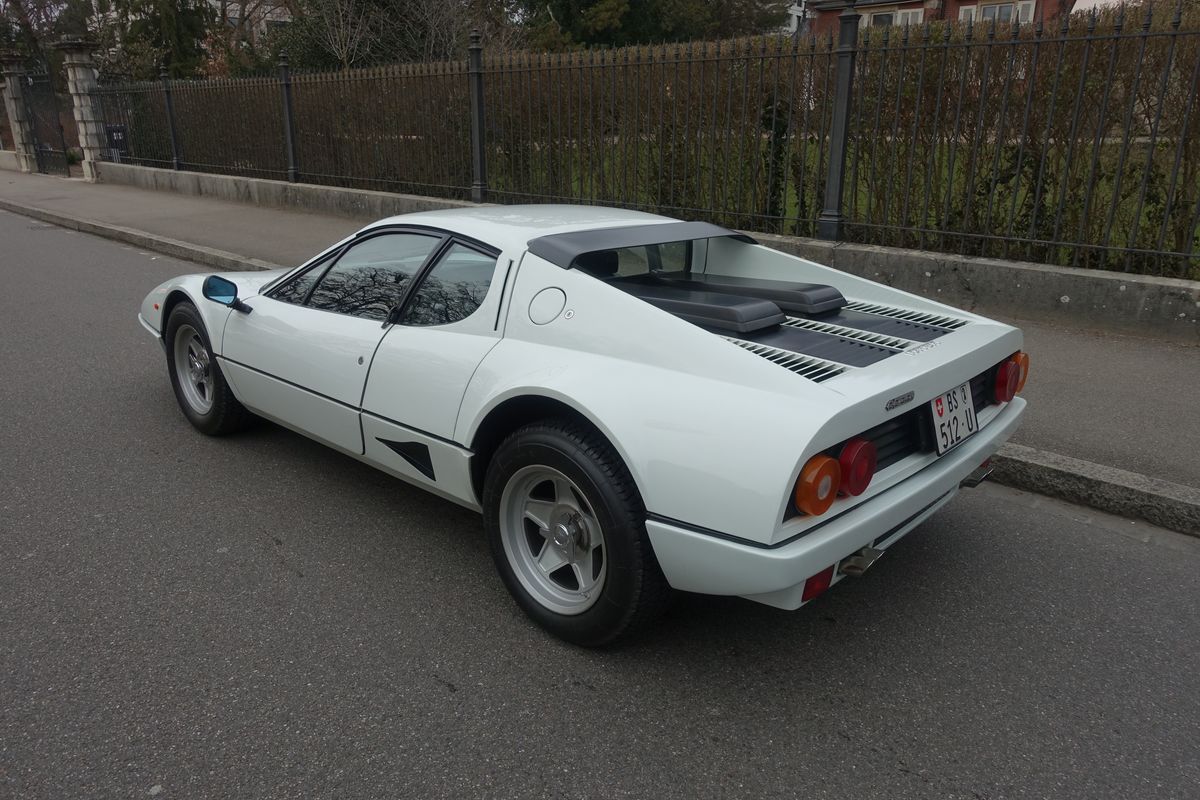 Ferrari 512 BBi