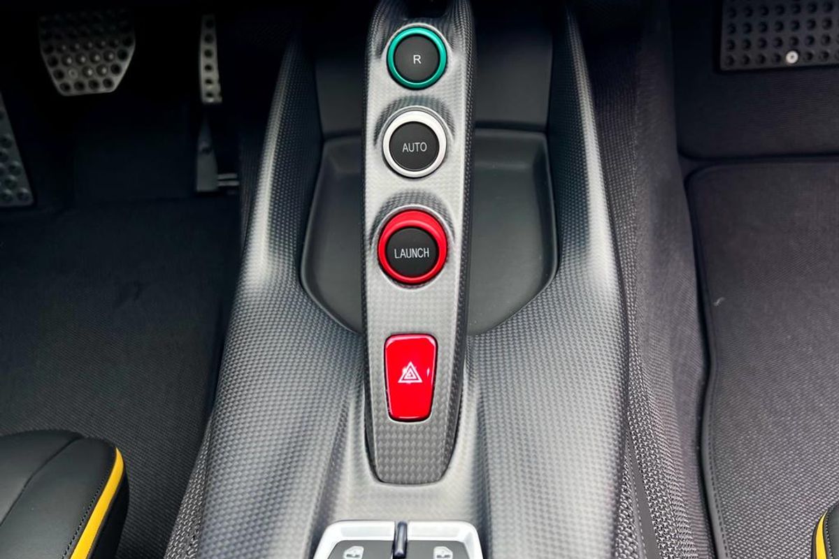 Ferrari 812 Superfast "Tailor Made"