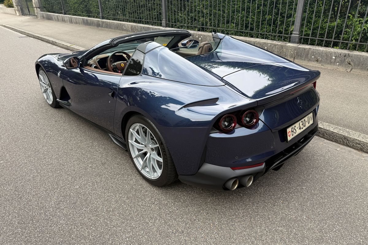 Ferrari 812 GTS