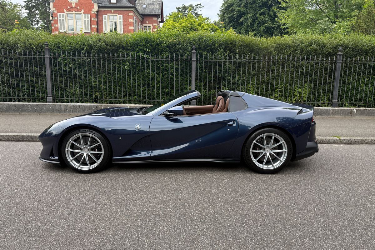 Ferrari 812 GTS