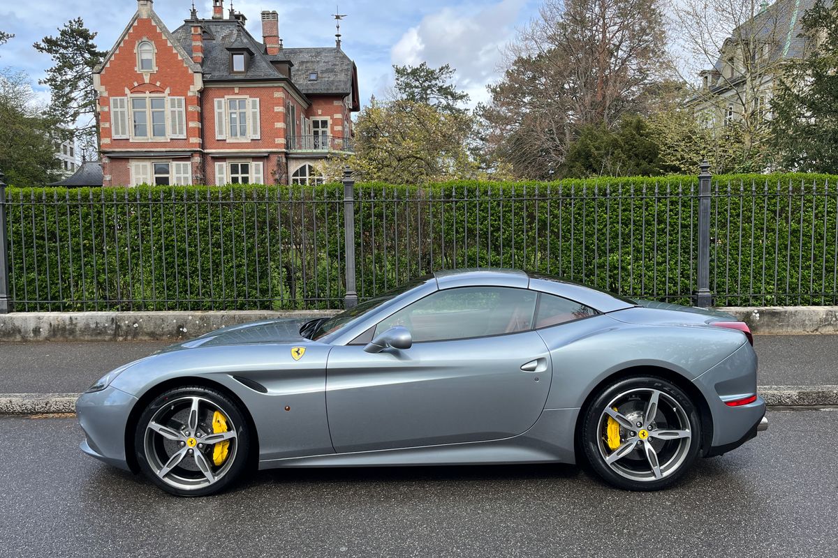 Ferrari California T