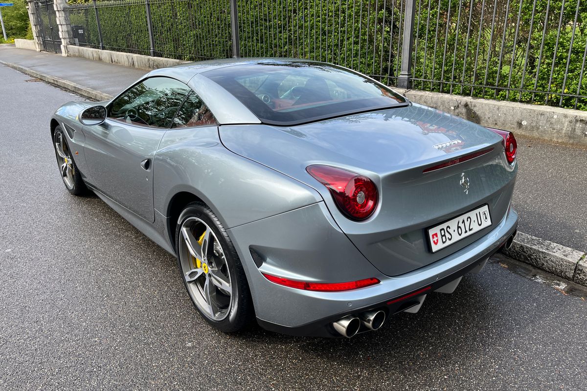 Ferrari California T