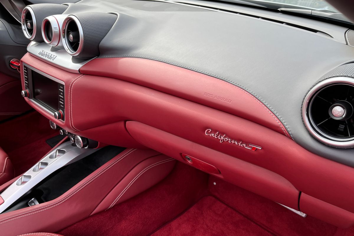 Ferrari California T